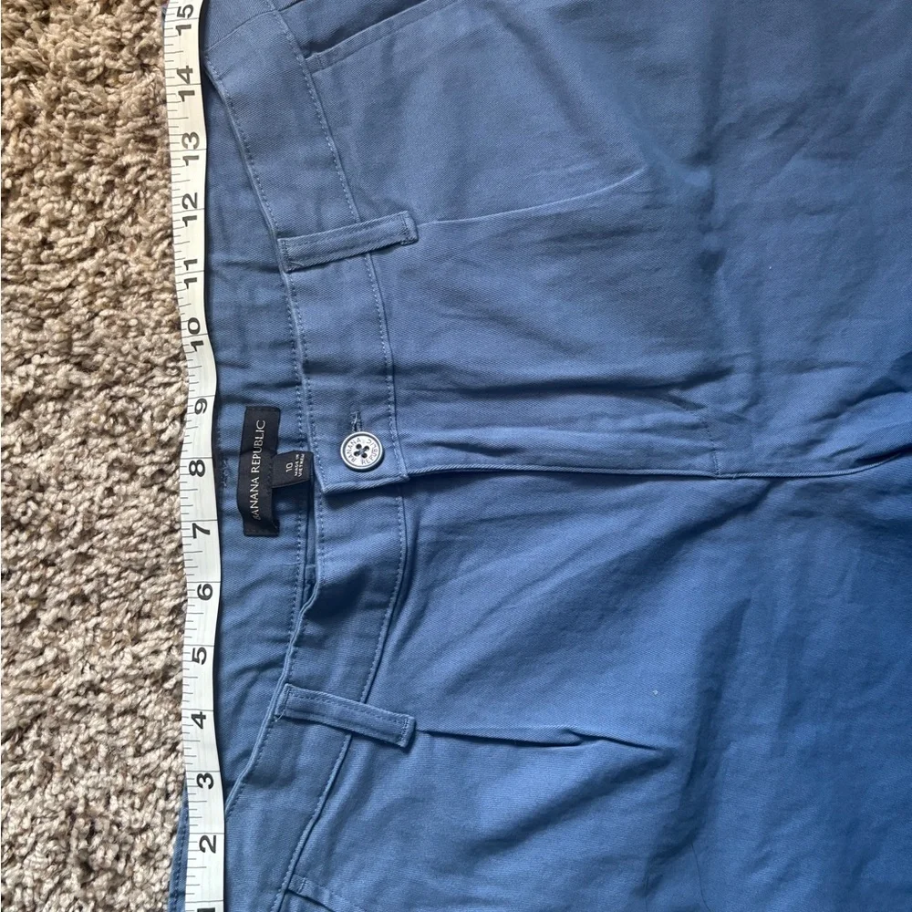 Banana Republic Pleat Front Short